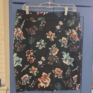 LOFT Multicolor Floral Pencil Skirt